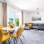 Luxury Penthouse Papic With Jacuzzi & The View Апартаменты