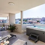 Luxury Penthouse Papic With Jacuzzi & The View *