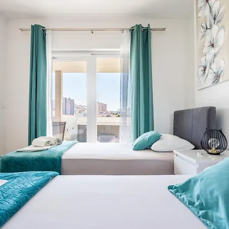 Luxury Penthouse Papic With Jacuzzi & The View Daire *